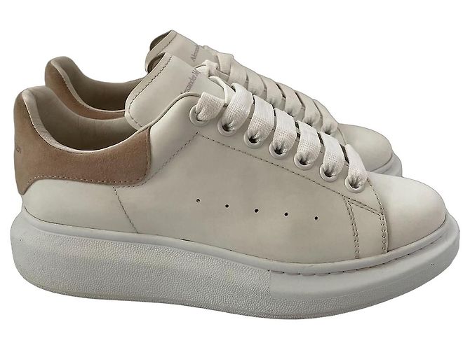 Alexander McQueen Oversized Sneaker Weiß Sand