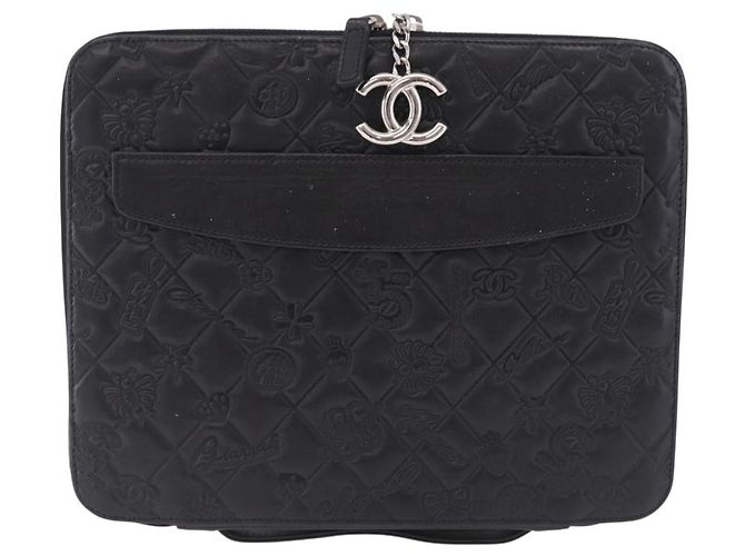 Chanel Zip Around iPad Case Quilted Lambskin Black