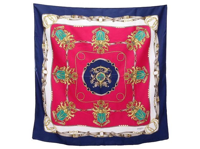 Hermès Lenço Hermes Carre 90 Numquam Concedendum Multicor Azul marinho