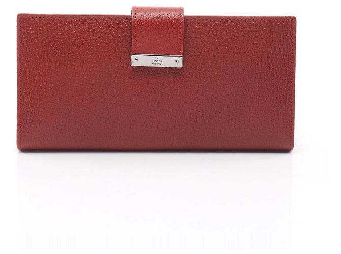 Cartera larga bi-fold Gucci de piel roja