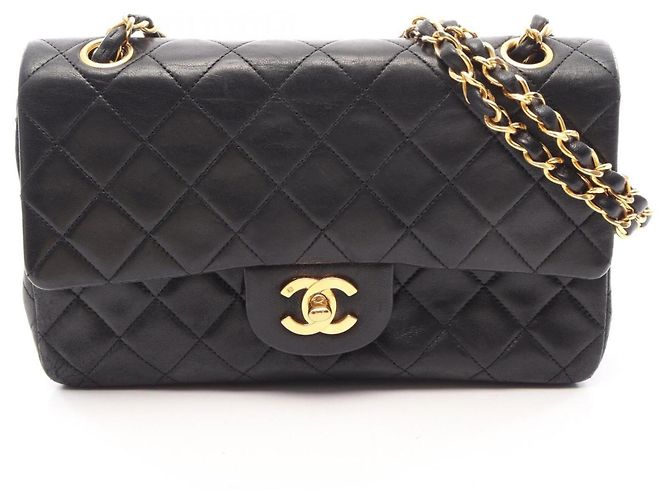 Borsa a tracolla Chanel Matelassé Double Flap Nero