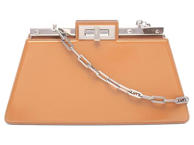 Bolsa de Ombro Fendi Peekaboo Cut Medium Marrom