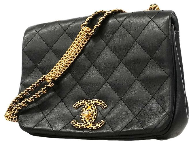 Borsa a tracolla Chanel Matelassé con catena Nero
