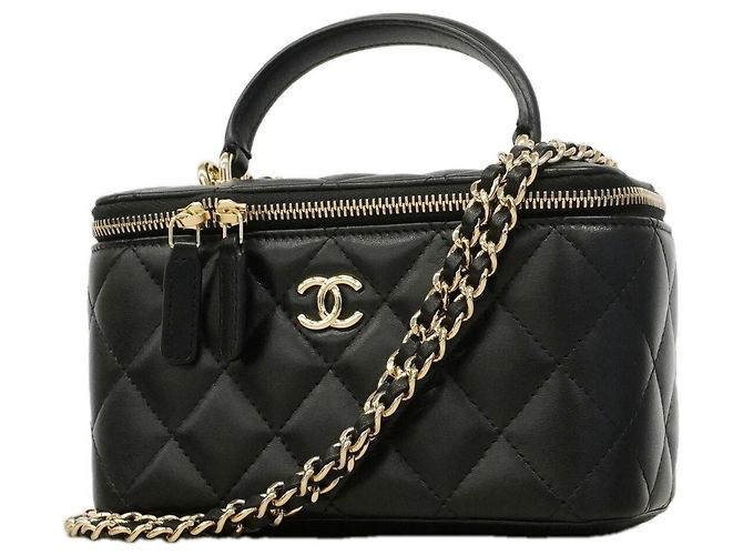 Bolsa de Ombro com Corrente Chanel Matelassé Preto