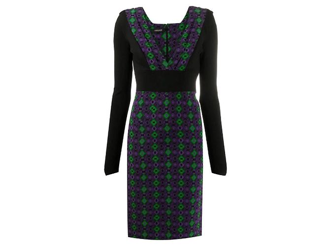 Vestido midi Versace em viscose preto e roxo com padrão geométrico