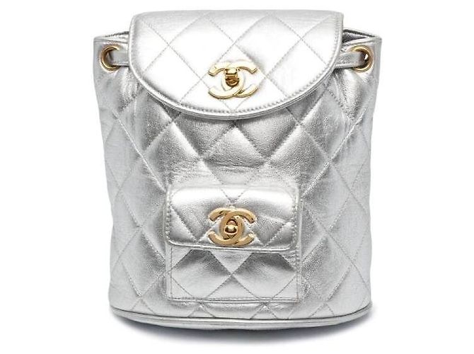 Mochilas Chanel para Mulheres Prata