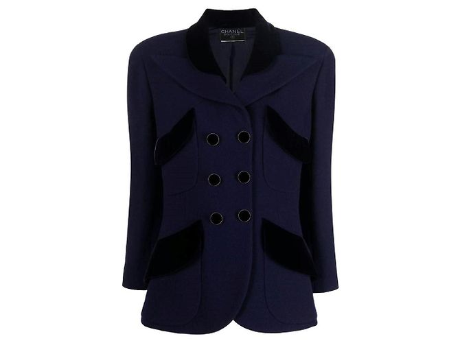 Chanel Wolljacke Lila mit Samt-Details