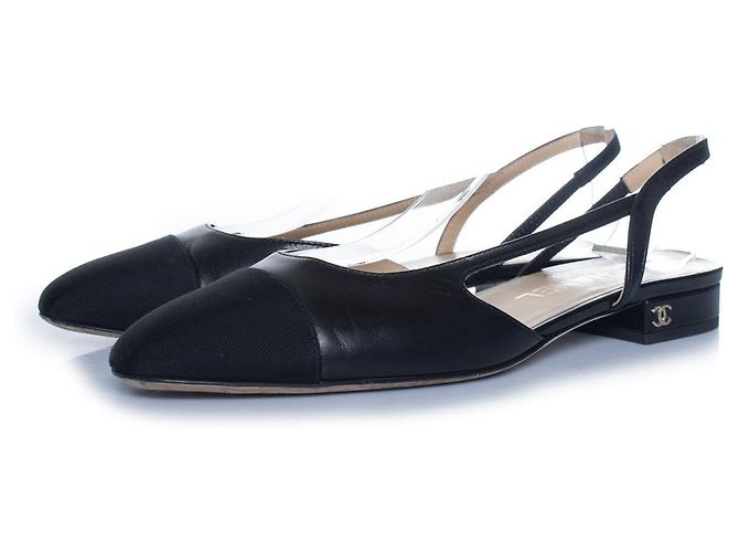 Chanel, sandali slingback in pelle nera Nero