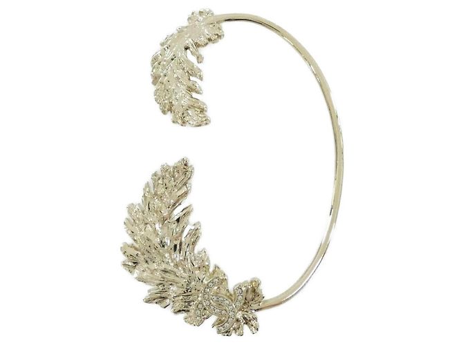 Chanel ABF695 Ear Cuff Golden