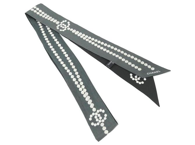 Lenço Cachecol de Seda Chanel Marrom Preto Branco