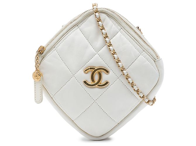 Clutch Chanel White CC em pele de cordeiro acolchoada diamante com corrente Branco