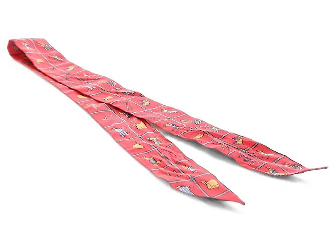 Hermès Pink Les Flots Du Cheval Seidentuch Twilly