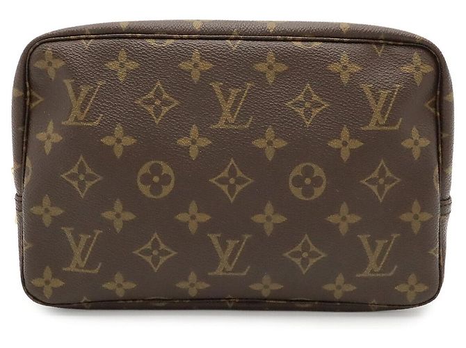 Louis Vuitton Trousse Toilette 23 Marron