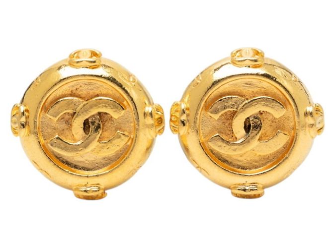 Orecchini a clip rotondi vintage Chanel Coco Mark D'oro
