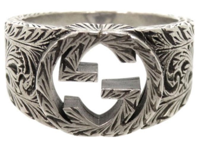 Anello Gucci Interlocking G Arabesque Argento