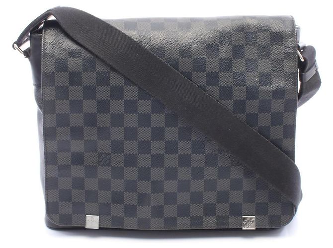 Sac à épaule Louis Vuitton District MM NM Damier Graphite Noir