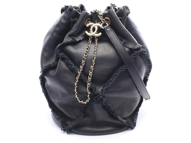 Sac seau Chanel Coco Mark à franges Noir