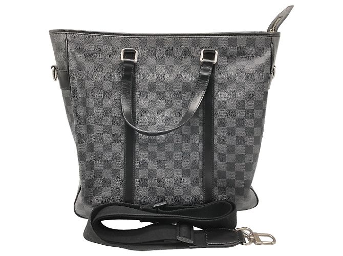 Louis Vuitton Tadao Damier GM Marrom