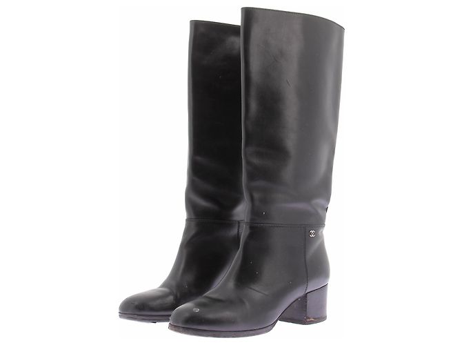 Chanel Schwarze Lederstiefel Größe 39