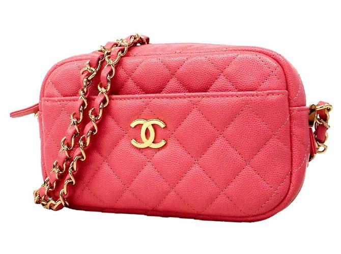 Chanel Matelassé Chain Shoulder Bag in Pink