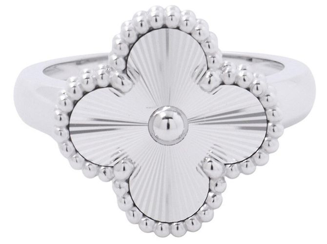 Anel Van Cleef & Arpels Alhambra Guilloché