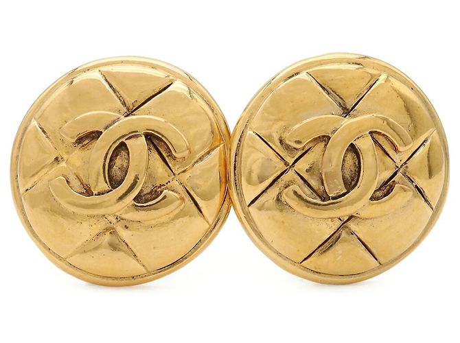 Orecchini rotondi Chanel Matelassé Coco Mark Button D'oro