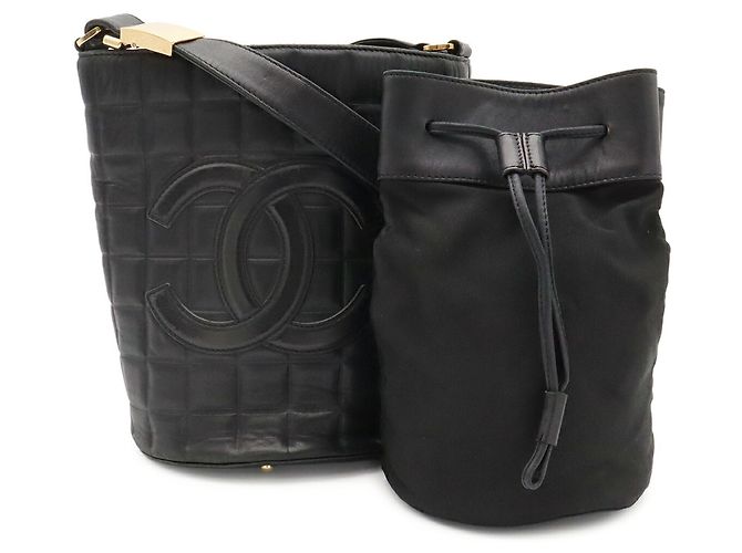 Borsa a tracolla Chanel Chocolate Bar in pelle nera Nero