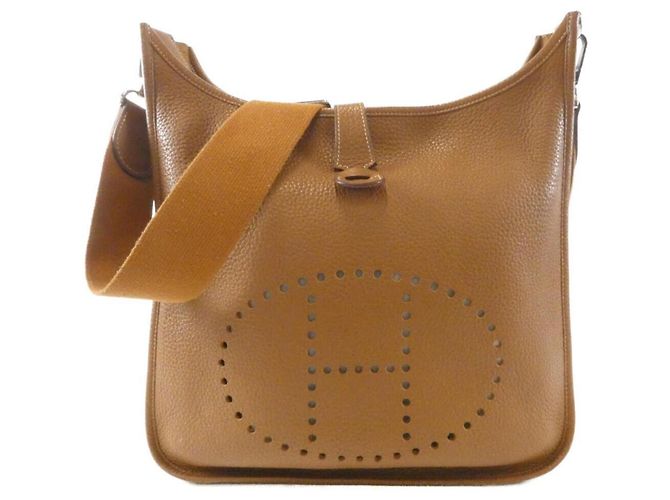 Hermès Bolsa de ombro Hermes Evelyne 3 GM Marrom