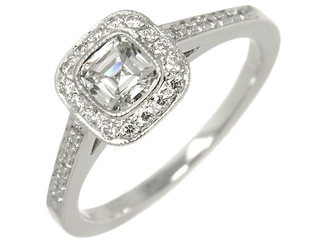 Autre Marque Tiffany & Co. Legacy Diamond Ring