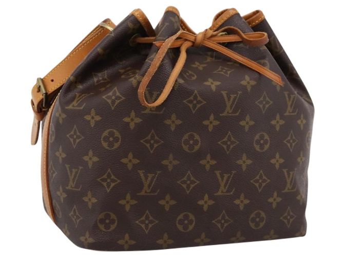 LOUIS VUITTON Monogram Petit Noe Shoulder Bag M42226 LV Auth 203191V Monograma