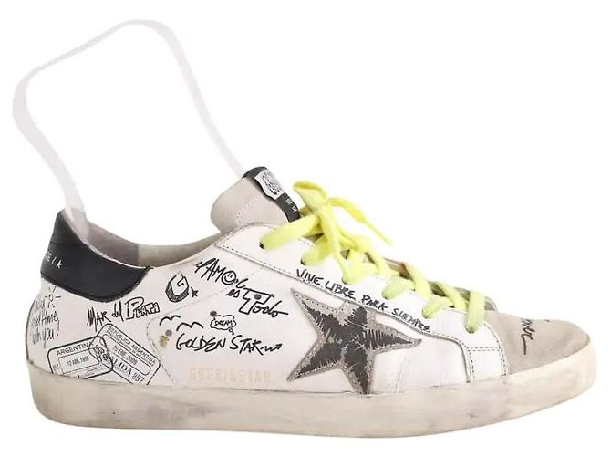 Golden Goose Weiße Graffiti-Sneaker