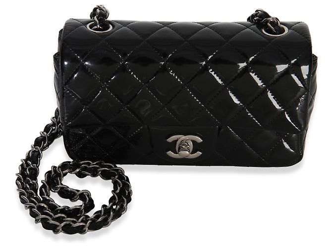 Gabrielle Chanel Mini Rectangular Flap Bag aus schwarzem gestepptem Lackleder