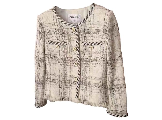 Casacos Chanel La Petite Veste Noire Multicor