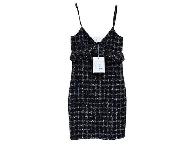 Chanel Tweed Kleid Mehrfarbig Größe 38 Mehrfarben