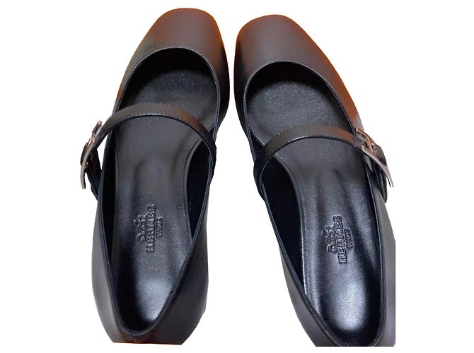 Hermès Ballet Flats Black Leather 36