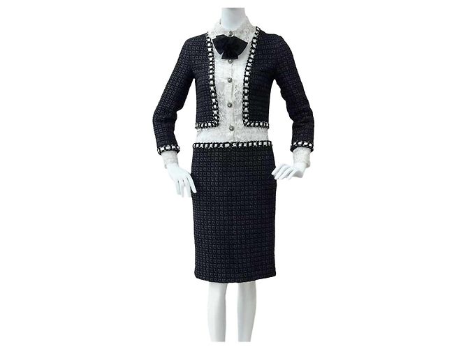 Chanel Kleid Wolle Mehrfarbig Größe 38 Mehrfarben