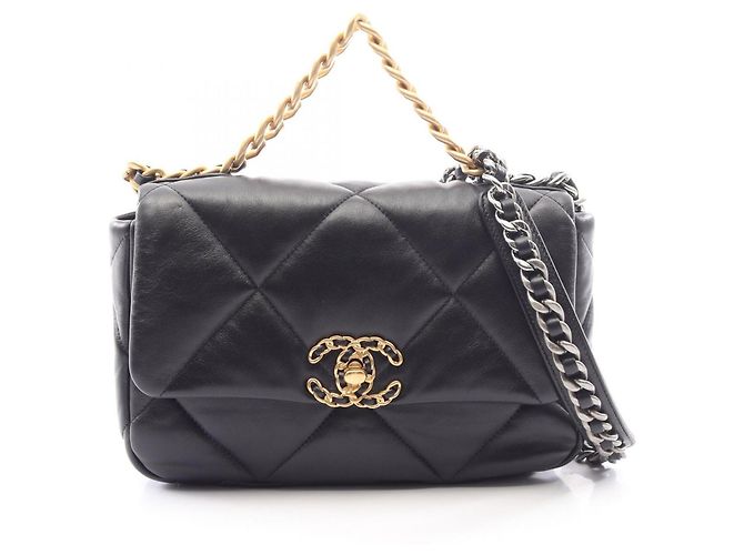 Borsa a tracolla Chanel 19 Dixneuf Matelassé Nero