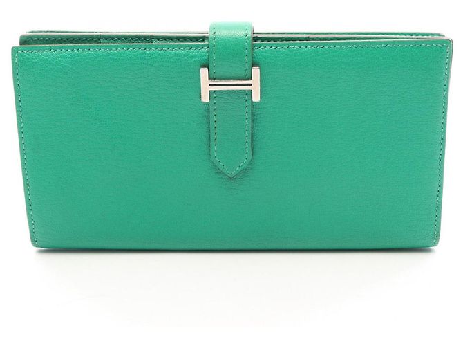 Hermès Cartera larga bi-fold Hermes Bearn Soufflé Verde