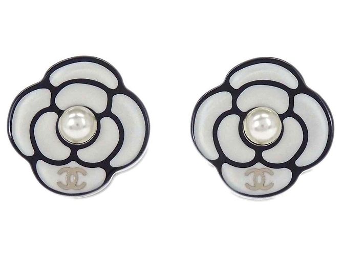 Pendientes de botón Chanel Camellia de plástico Blanco