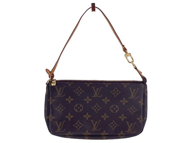 Louis Vuitton Bolsa Pochette Accessoires em Canvas Monogram marrom