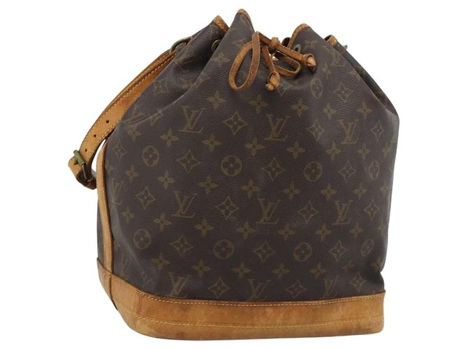 LOUIS VUITTON Monogram Noe Shoulder Bag M42224 LV