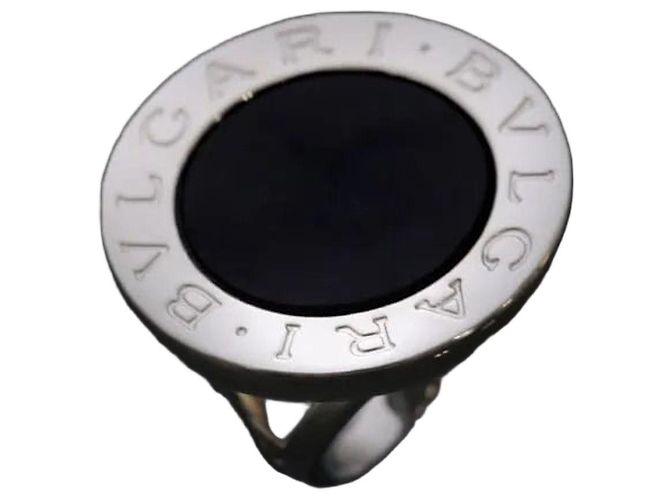 Bulgari Anel de ouro branco e ônix Tamanho