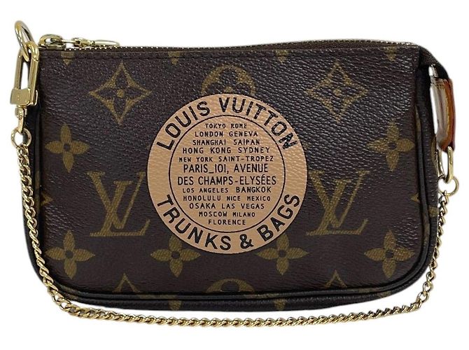 Louis Vuitton Mini Pochette Accessoires Monogram com Corrente Multicor