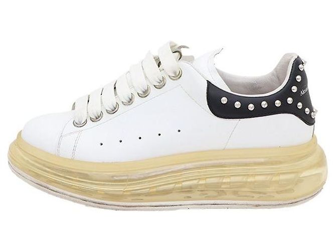 Alexander Mcqueen Sapatilhas de sola transparente com tachas Branco