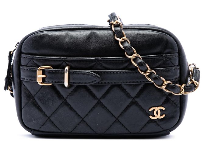 Bolsa Camera Chanel Small em pele de cordeiro acolchoada preta com fivela Preto