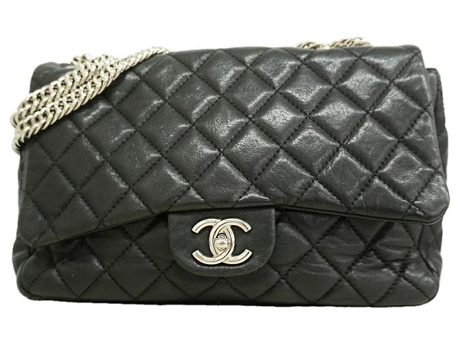 Borsa a tracolla Chanel in pelle nera Nero