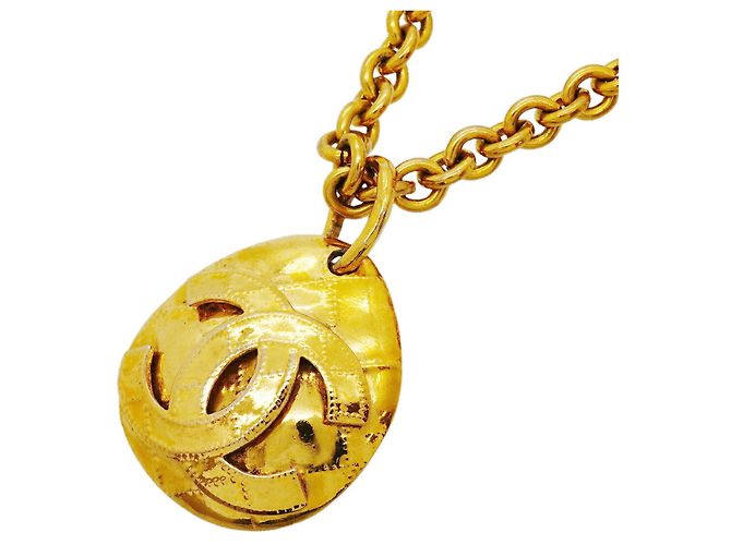 Collana Chanel placcata oro D'oro