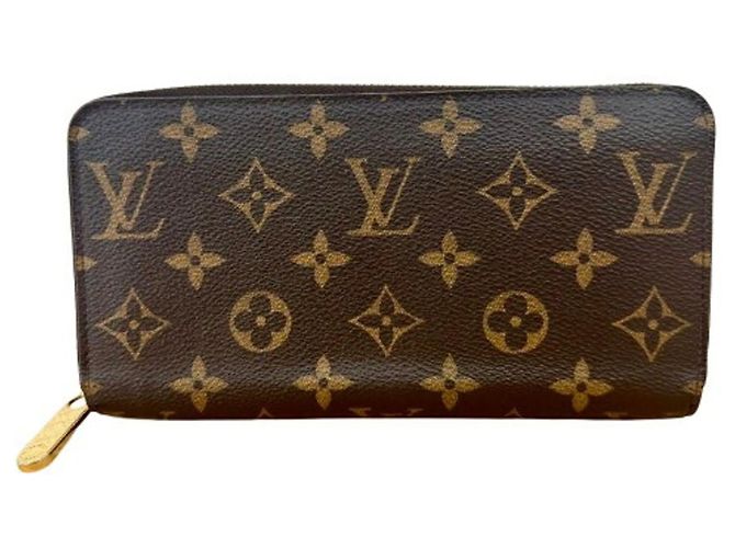 Cartera Zippy Monogram Louis Vuitton Castaño