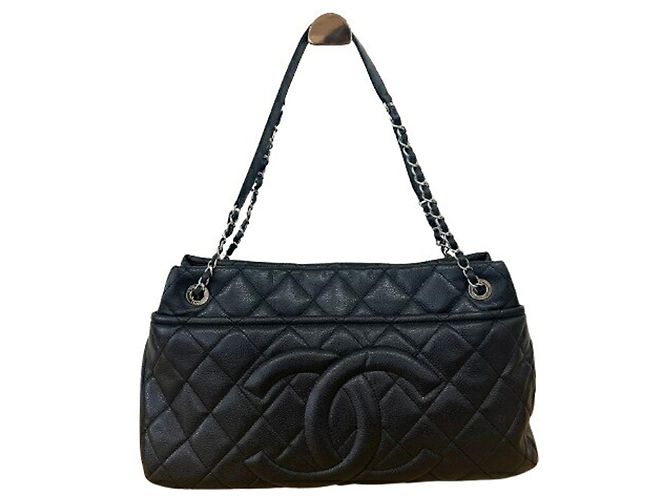Borsa Tote con catena Chanel Matelassé Nero