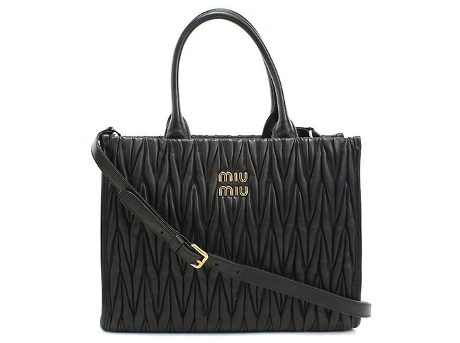 Saco Tote Miu Miu em couro preto